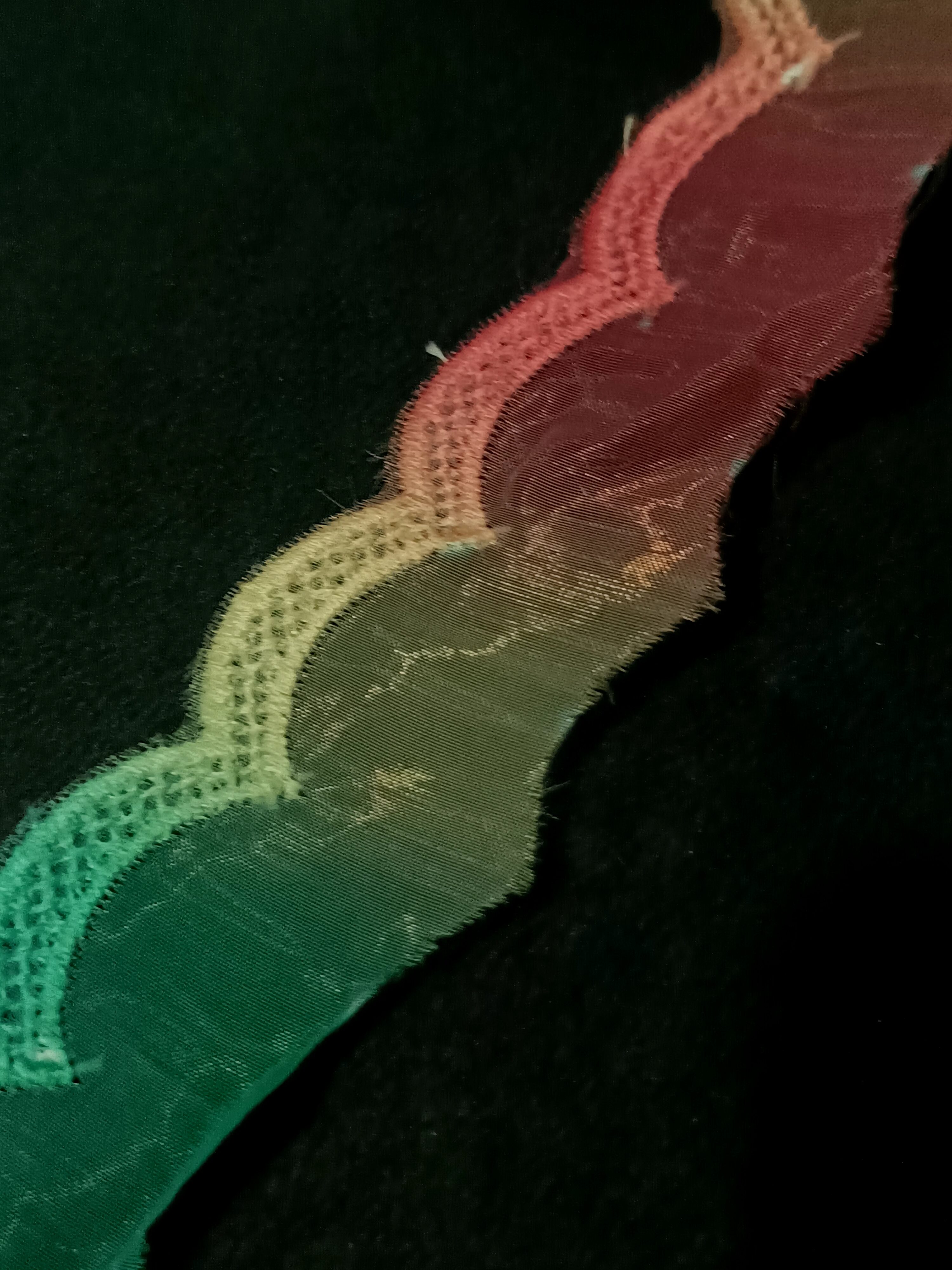 Multicolor Arched Embroidered Lace Trim – 10 Meter