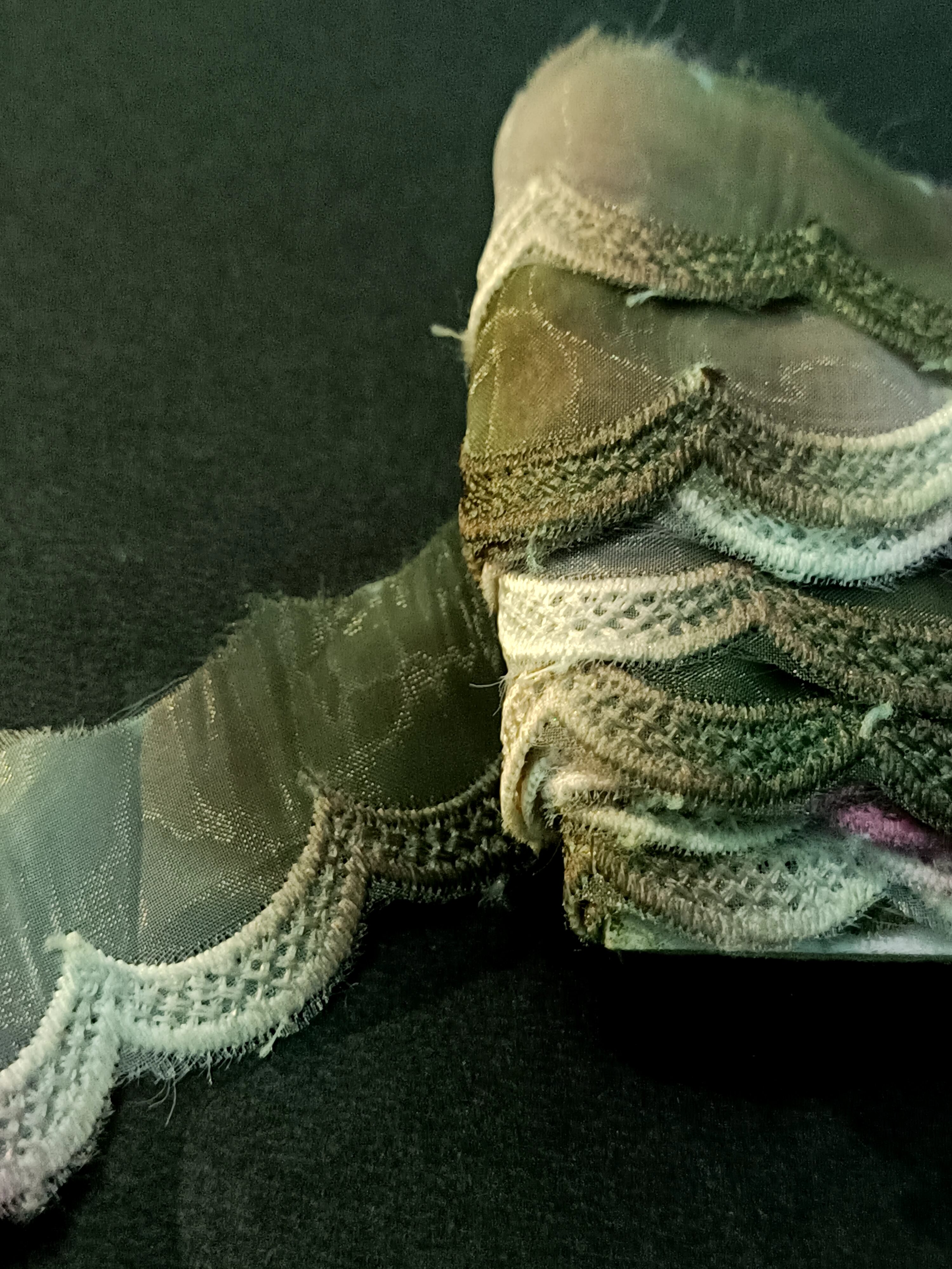 Multicolor Scalloped Embroidered Lace Trim – 10 Meter - Image 2